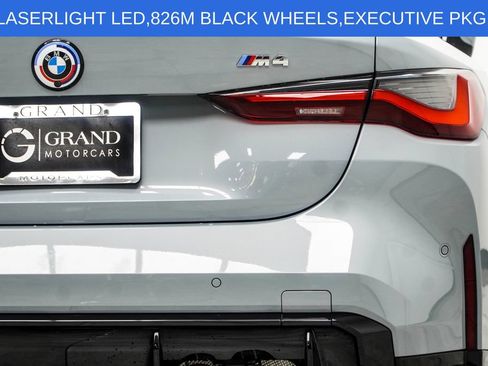 Used 2022 BMW M4 Coupe w/ Executive Package RWD image 19