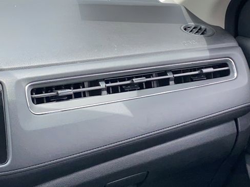 Used 2020 Honda HR-V Touring image 20