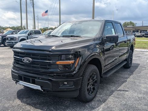 New 2025 Ford F150 XLT w/ Equipment Group 302A MID image 8