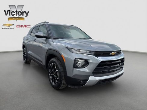 Used 2023 Chevrolet TrailBlazer LT w/ Convenience Package FWD image 8