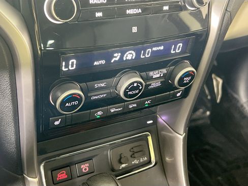 Used 2021 Subaru Ascent Limited image 15