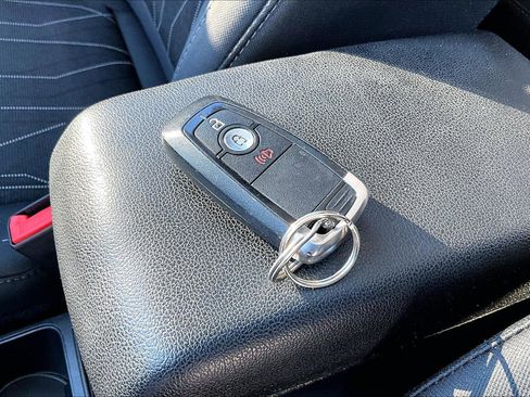 Used 2018 Ford EcoSport SE image 11