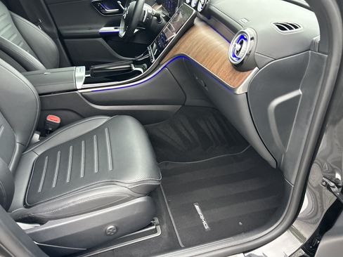 Certified 2025 Mercedes-Benz GLC 300 4MATIC image 49