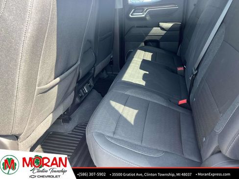 Certified 2026 Chevrolet Silverado 1500 LT AWD/4WD image 13