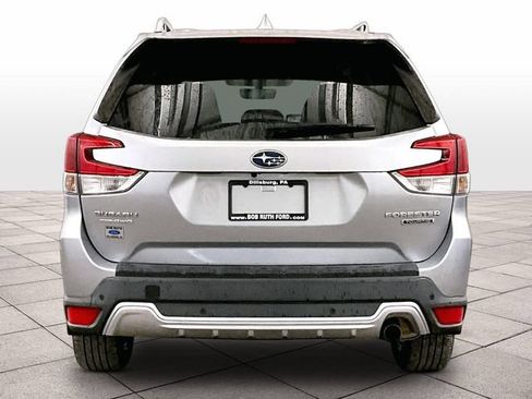 Used 2022 Subaru Forester Touring w/ Popular Package #3 AWD/4WD image 4