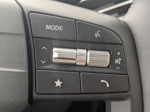 Used 2026 Kia Sportage SX image 32