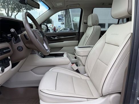 Used 2022 GMC Yukon Denali w/ Max Trailering Package image 23