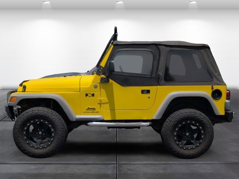 Used 2004 Jeep Wrangler X w/ Wheel Plus Group AWD/4WD image 6