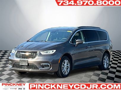 Used 2021 Chrysler Pacifica Touring