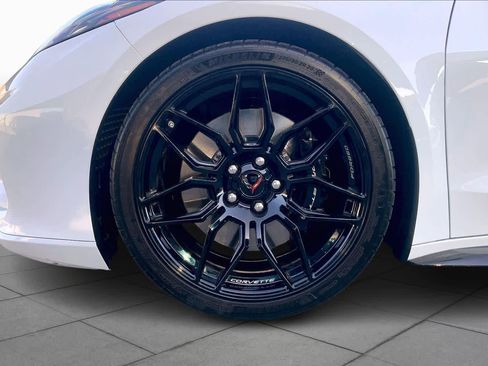 Used 2023 Chevrolet Corvette Z06 image 9