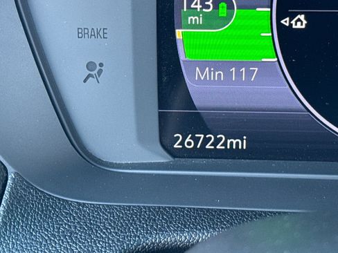 Used 2023 Chevrolet Bolt LT w/ Infotainment Package FWD image 3