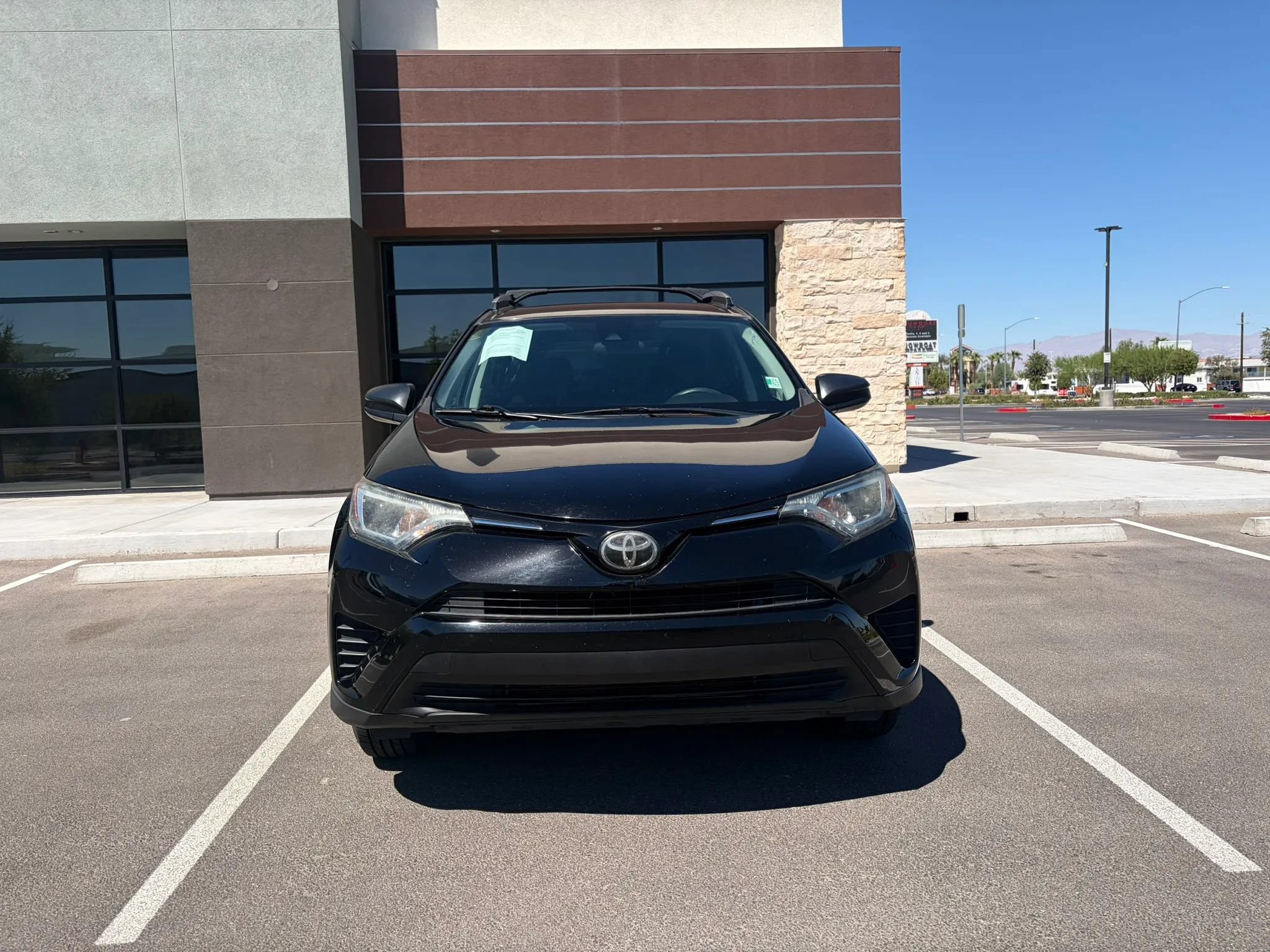 Used 2018 Toyota RAV4 LE w/ Carpet Mat Package FWD image 2