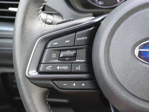 Used 2025 Subaru Forester Limited AWD/4WD image 18