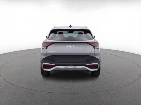 Used 2024 Kia Sportage LX image 7