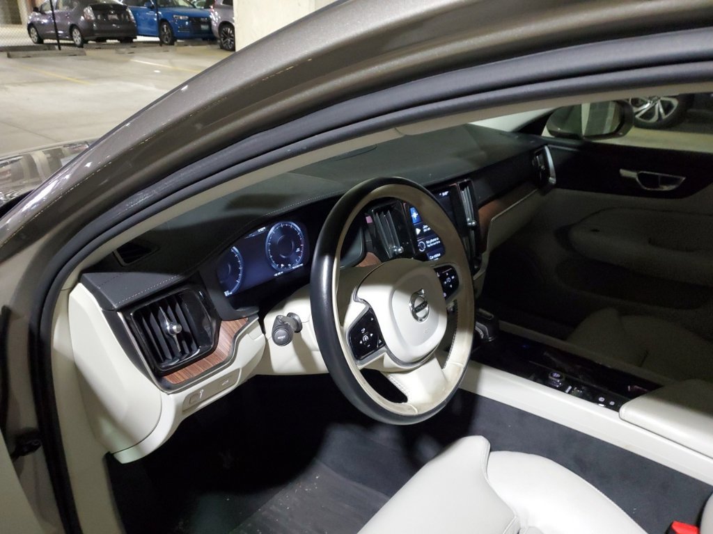 Used 2020 Volvo S60 T5 Inscription w/ Advanced Package FWD image 14
