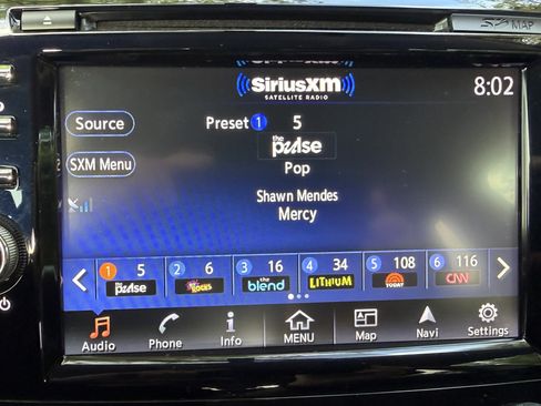 Used 2017 Nissan Murano Platinum w/ Platinum Technology Package FWD image 25