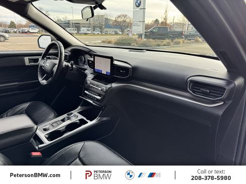 Used 2020 Ford Explorer XLT w/ Equipment Group 202A image 15