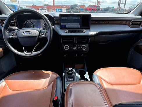 Used 2022 Ford Maverick Lariat FWD image 16