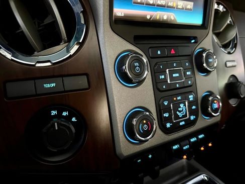 Used 2014 Ford F350 Lariat w/ Lariat Ultimate Package image 16