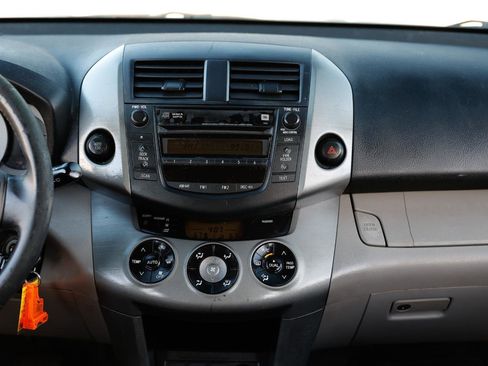 Used 2008 Toyota RAV4 Limited image 34