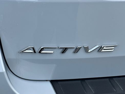 Used 2025 Ford Explorer Active w/ Active Comfort Package image 27