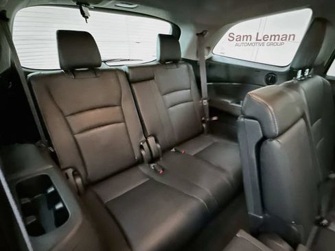 Used 2018 Honda Pilot Touring image 31