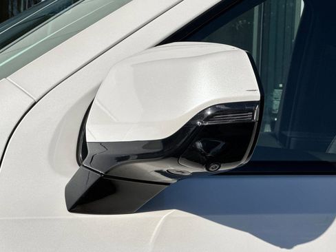 Certified 2024 Cadillac Escalade Sport image 50