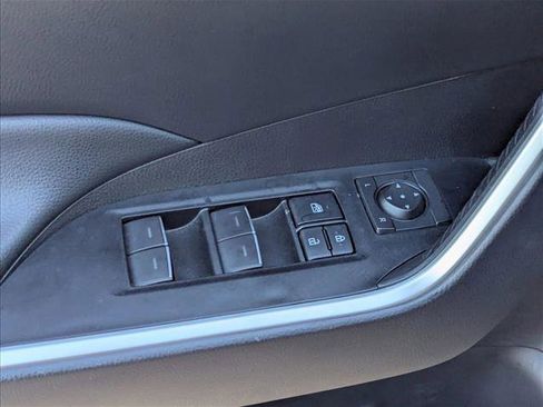 Certified 2025 Toyota RAV4 XLE w/ Convenience Package image 13