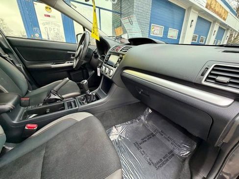 Used 2016 Subaru Crosstrek 2.0i Premium AWD/4WD image 22