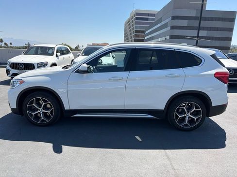 Used 2018 BMW X1 sDrive28i w/ Convenience Package FWD image 2