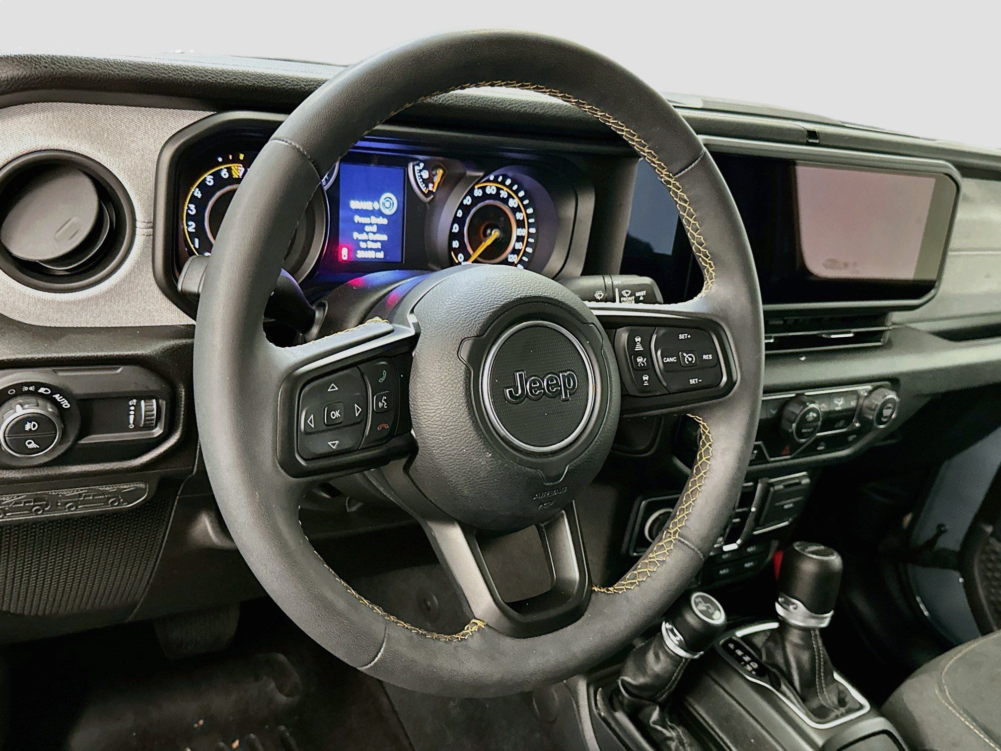 Used 2024 Jeep Gladiator Sport AWD/4WD image 18