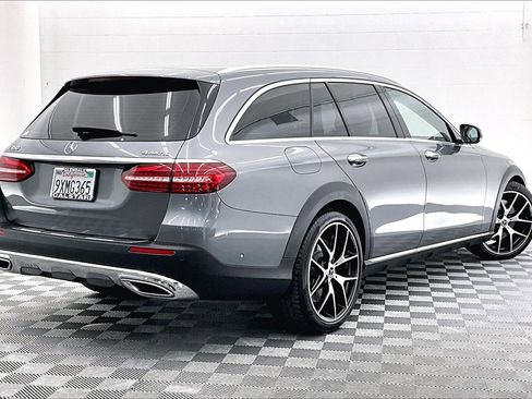 Used 2022 Mercedes-Benz E 450 4MATIC All-Terrain Wagon image 11