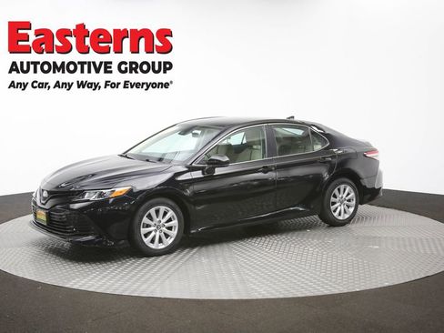 Used 2019 Toyota Camry LE FWD image 58
