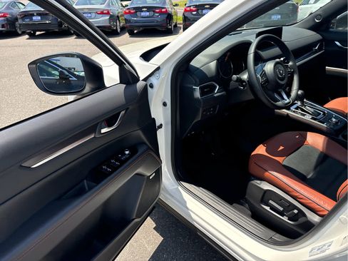 Used 2025 MAZDA CX-5 Carbon Edition AWD/4WD image 7
