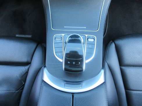 Used 2015 Mercedes-Benz C 300 Sedan image 43