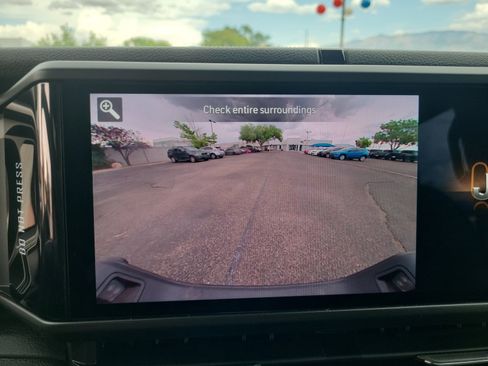 New 2025 Jeep Gladiator Willys image 27