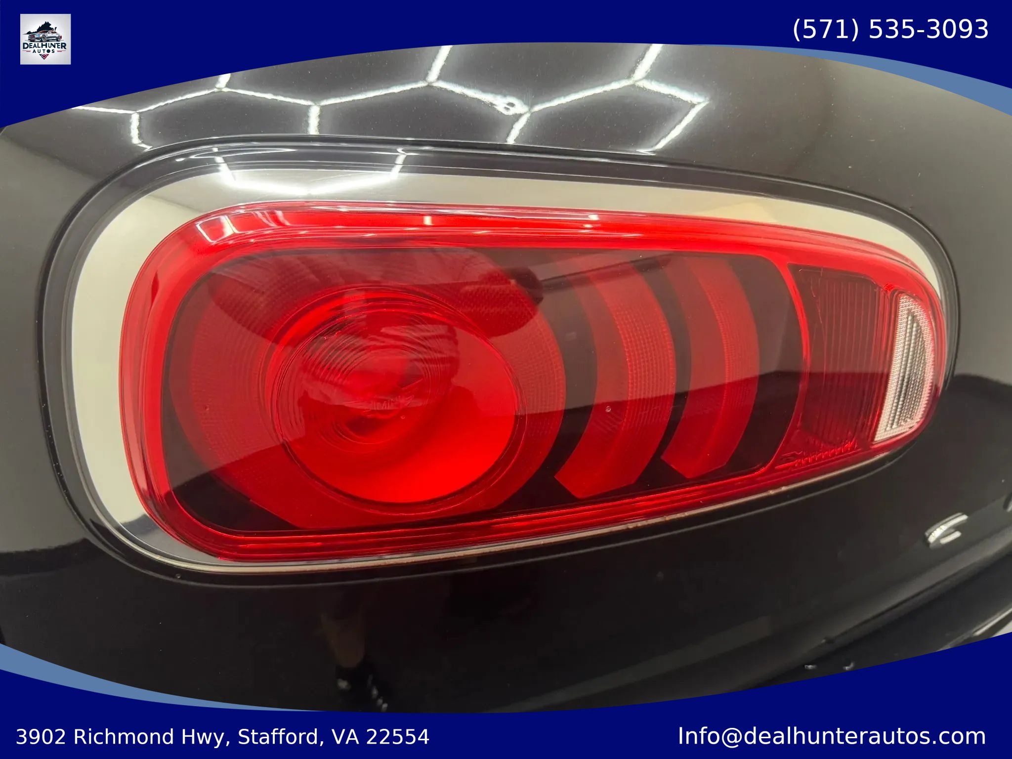 Used 2018 MINI Cooper Clubman FWD image 9