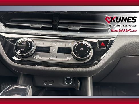 New 2026 Buick Envista Sport Touring w/ Convenience I Package FWD image 30