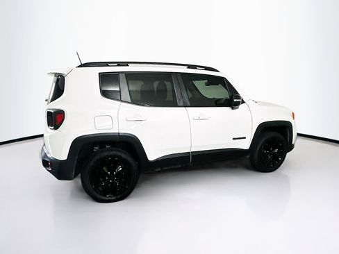 Used 2023 Jeep Renegade Altitude w/ Sun/Sound Group AWD/4WD image 10