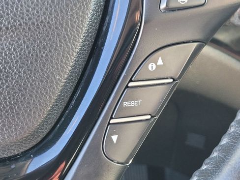 Used 2018 Honda Pilot Touring image 27