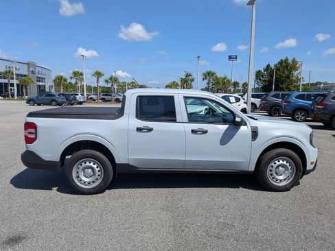 Used 2025 Ford Maverick XL FWD image 3