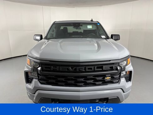 Used 2024 Chevrolet Silverado 1500 Custom AWD/4WD image 4