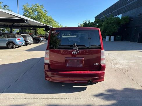 Used 2006 Scion xB FWD image 4