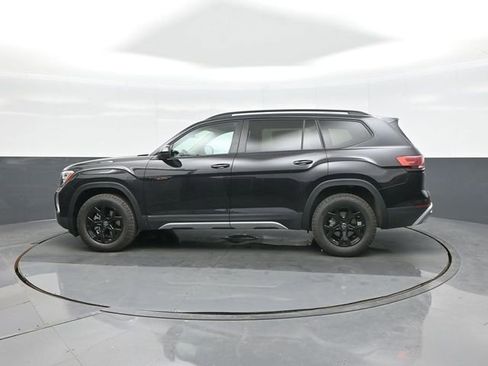 New 2026 Volkswagen Atlas Peak Edition image 4