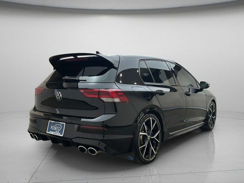 Used 2024 Volkswagen Golf R image 10