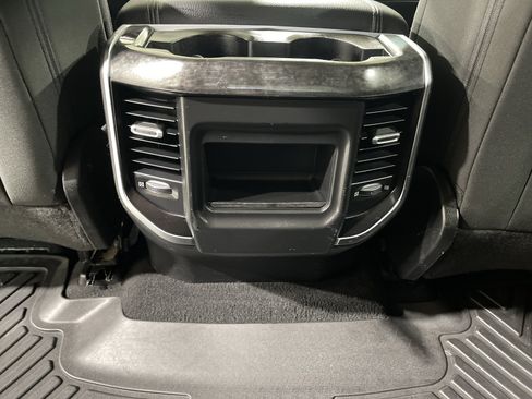 Used 2019 RAM 1500 Big Horn AWD/4WD image 14
