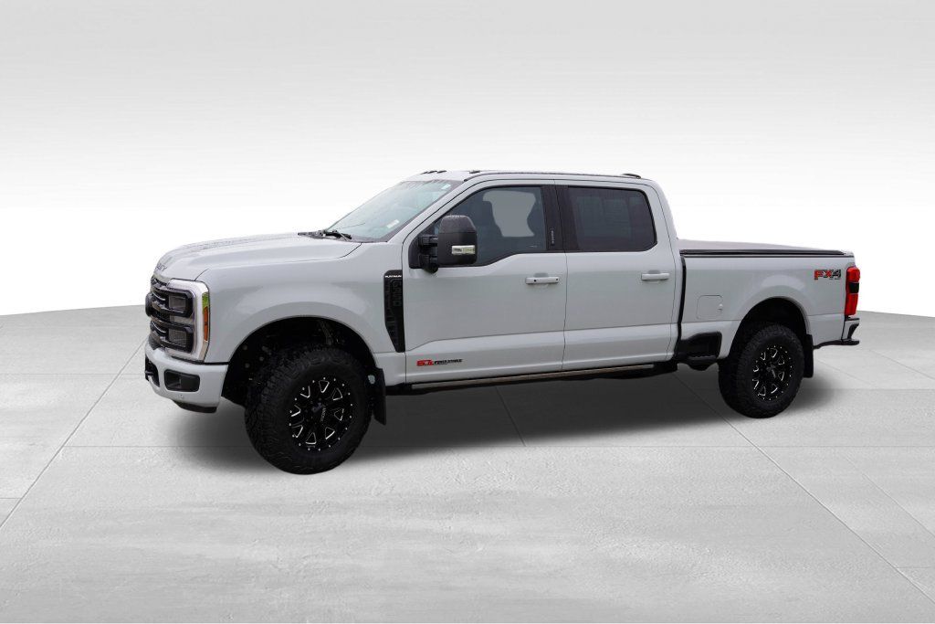 Certified 2026 Ford F350 Platinum AWD/4WD image 10