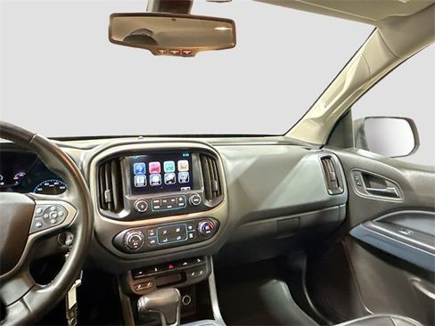 Used 2015 Chevrolet Colorado Z71 image 26