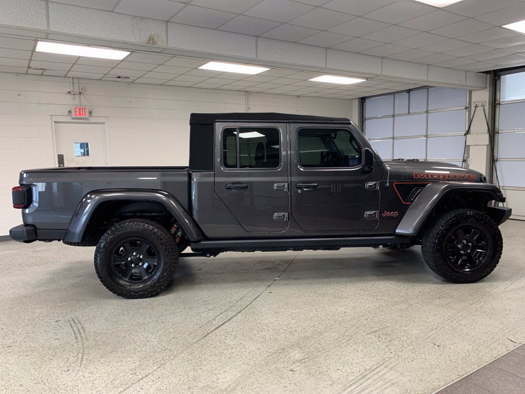 Certified 2023 Jeep Gladiator Mojave w/ Safety Group AWD/4WD image 7