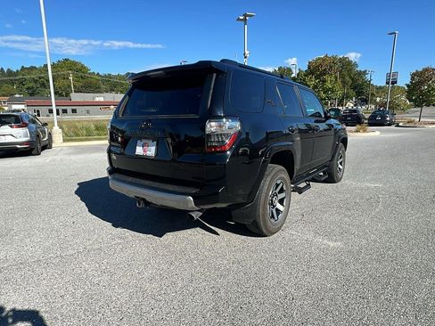 Used 2023 Toyota 4Runner TRD Off-Road Premium w/ Off Road Premium Plus Package image 4